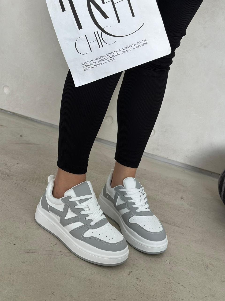 женские кроссовки,кроссовки для девушек,,кроссовки удобные,спортивная