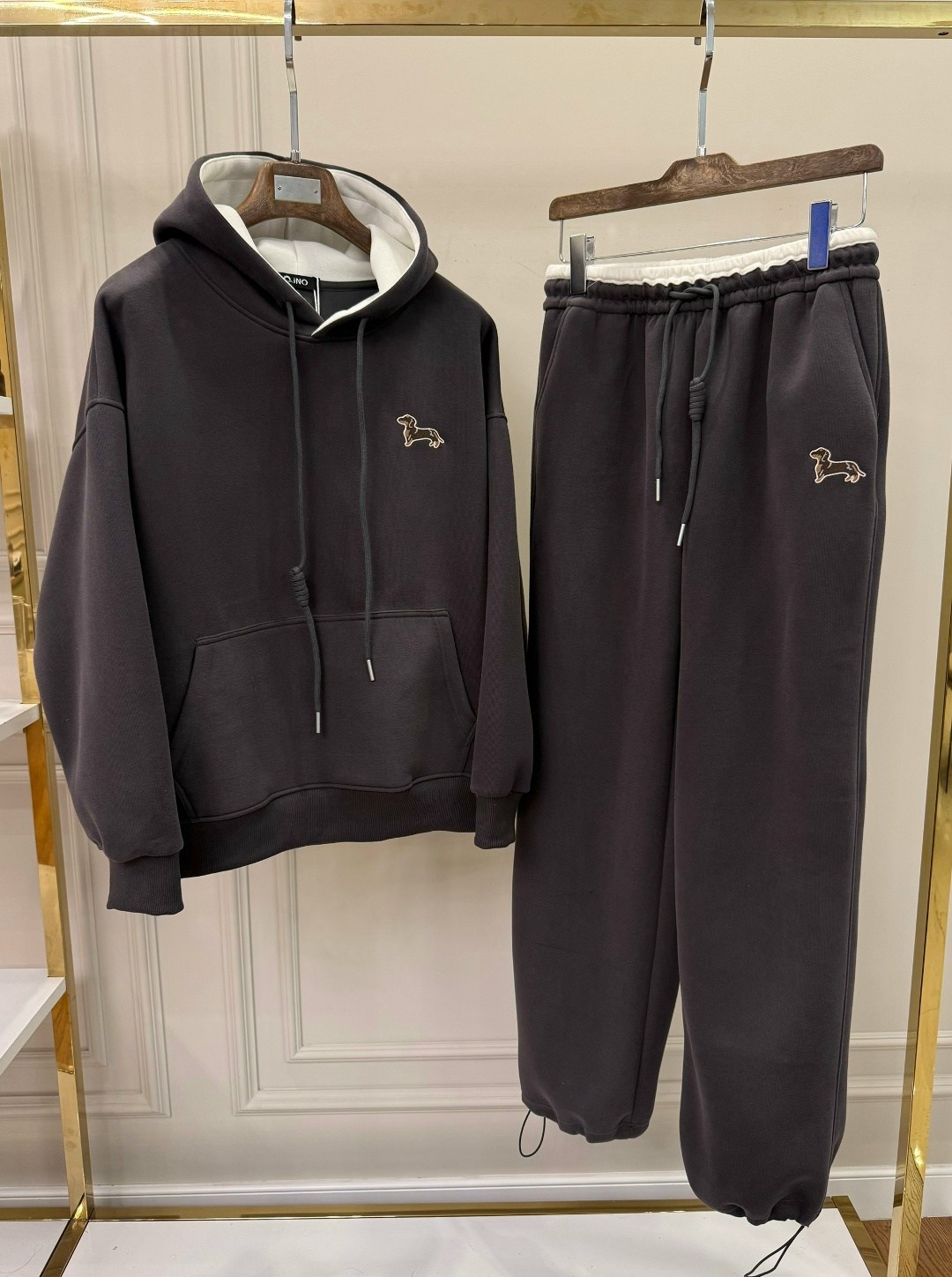 спортивный костюм brunello cucinelli,спортивные костюмы на флисе,женские спортивные костюмы,спортивный костюм,костюм женский