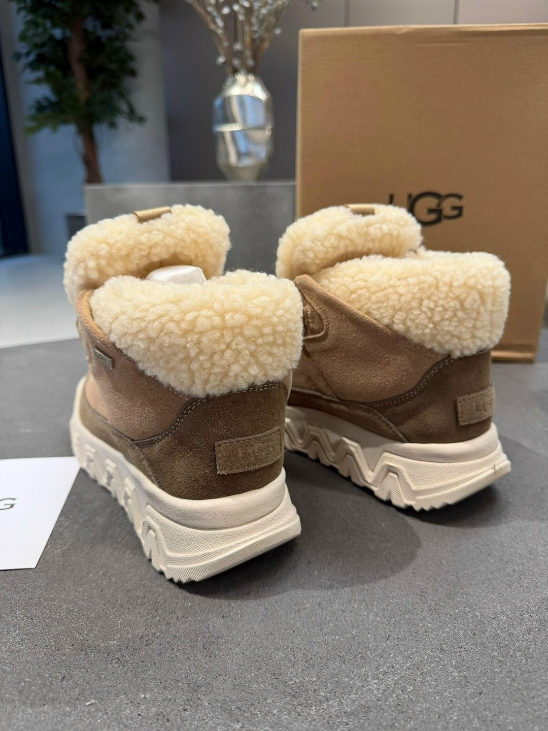 кроссовки ugg,ботинки угги кросовки ugg зимние женские,ugg кроссовки зимние,,ботинки ugg