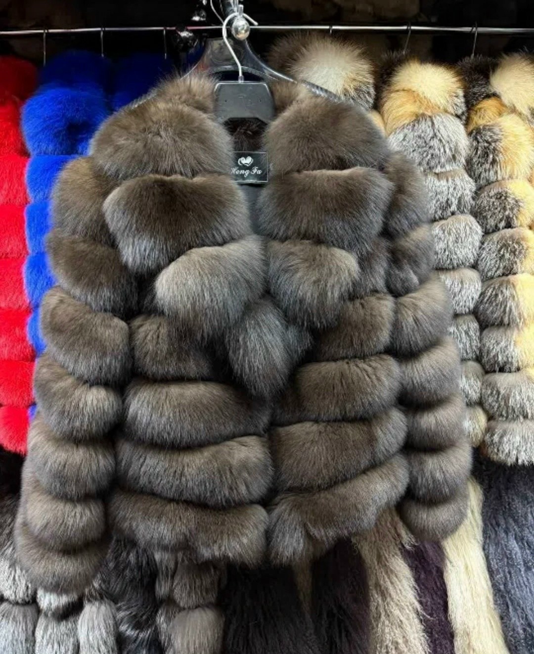 шуба из песца,шуба песец,шуба из песца под соболь,трансформер 4в1 песец пятигорск,шуба из песца с английским воротником