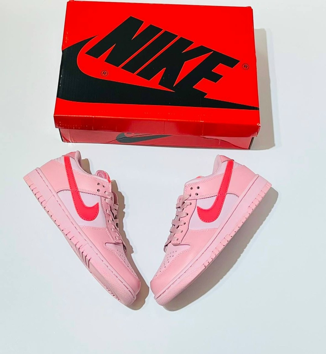кроссовки найк розовые,nike dunk low triple pink gs,розовые найки,розовые найк данк,кроссовки найк женские розовые