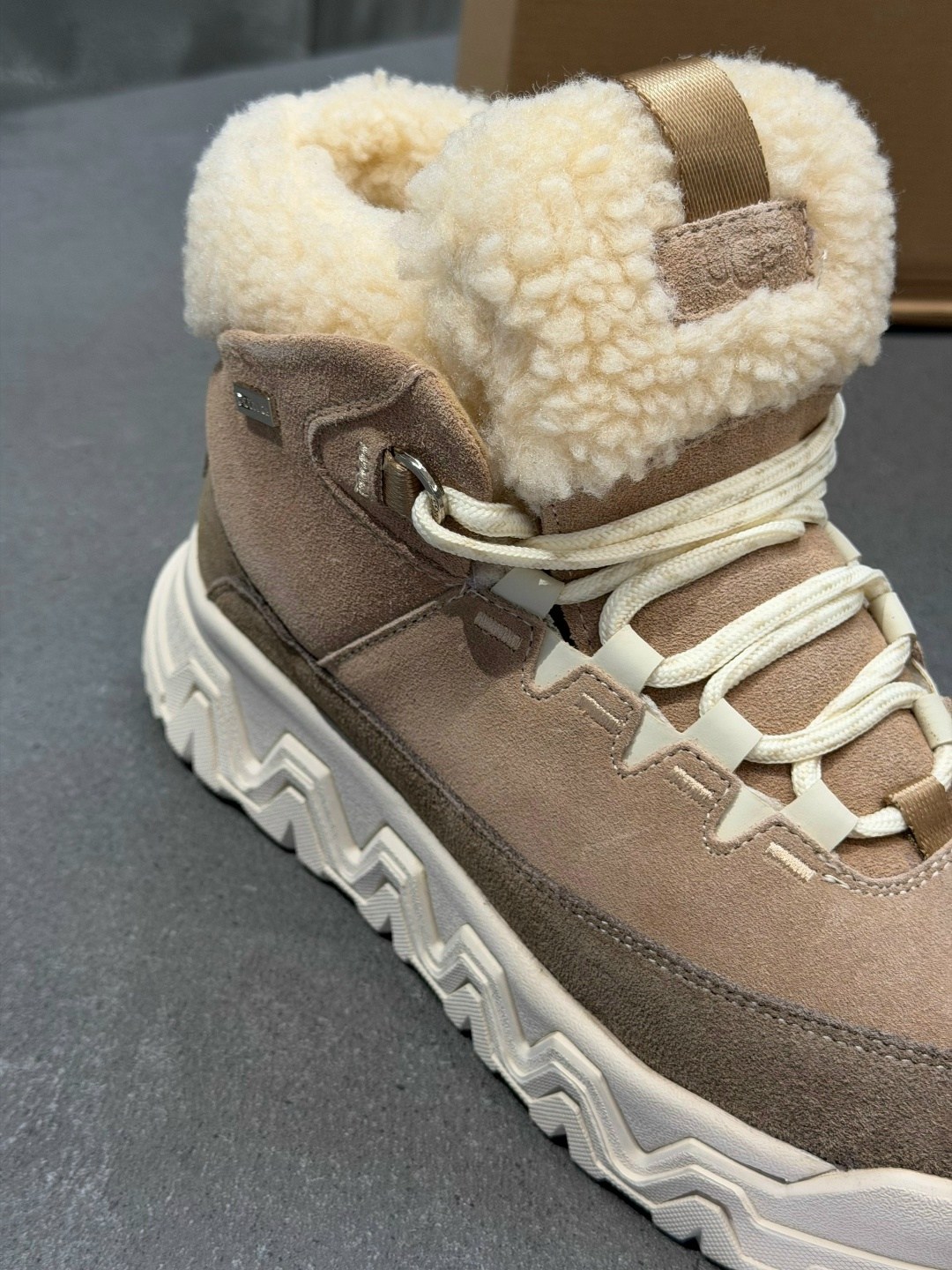 кроссовки ugg,ботинки угги кросовки ugg зимние женские,ugg кроссовки зимние,,ботинки ugg