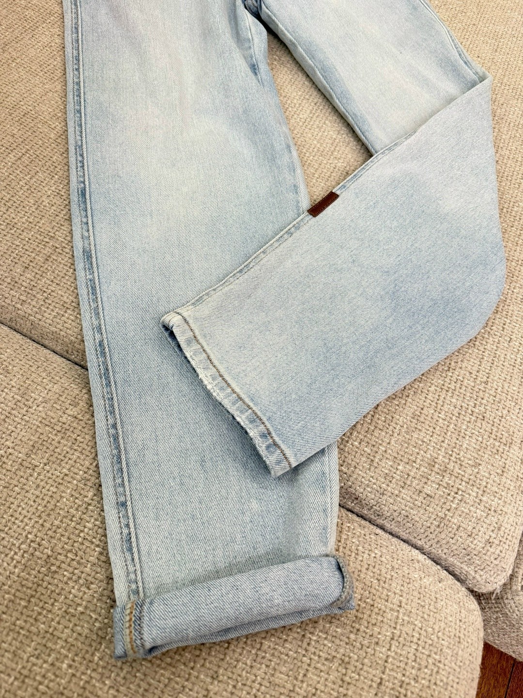 женские джинсы,стильные джинсы,модные джинсы,джинсы женские с высокой талией,джинсы