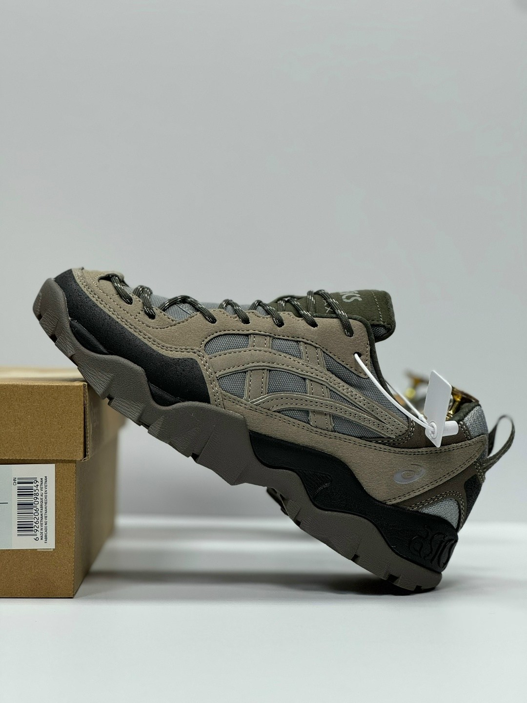 кроссовки asics gel-pickax,asics мужские кроссовки,кроссовки asics,кроссовки asics gel,