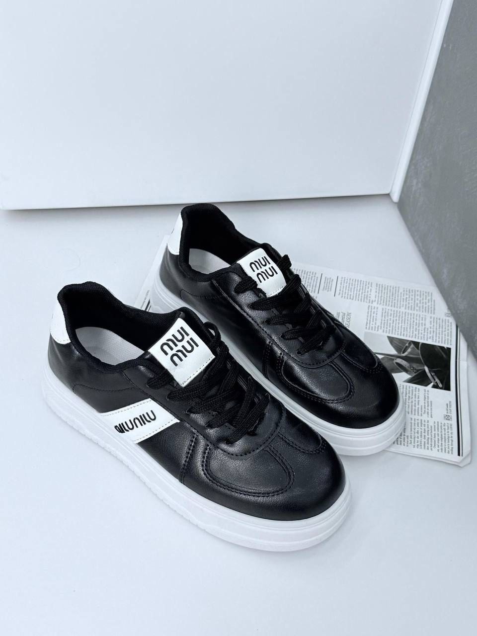 ,кроссовки женскиe,женская ,повседневные кроссовки,модные кроссовки