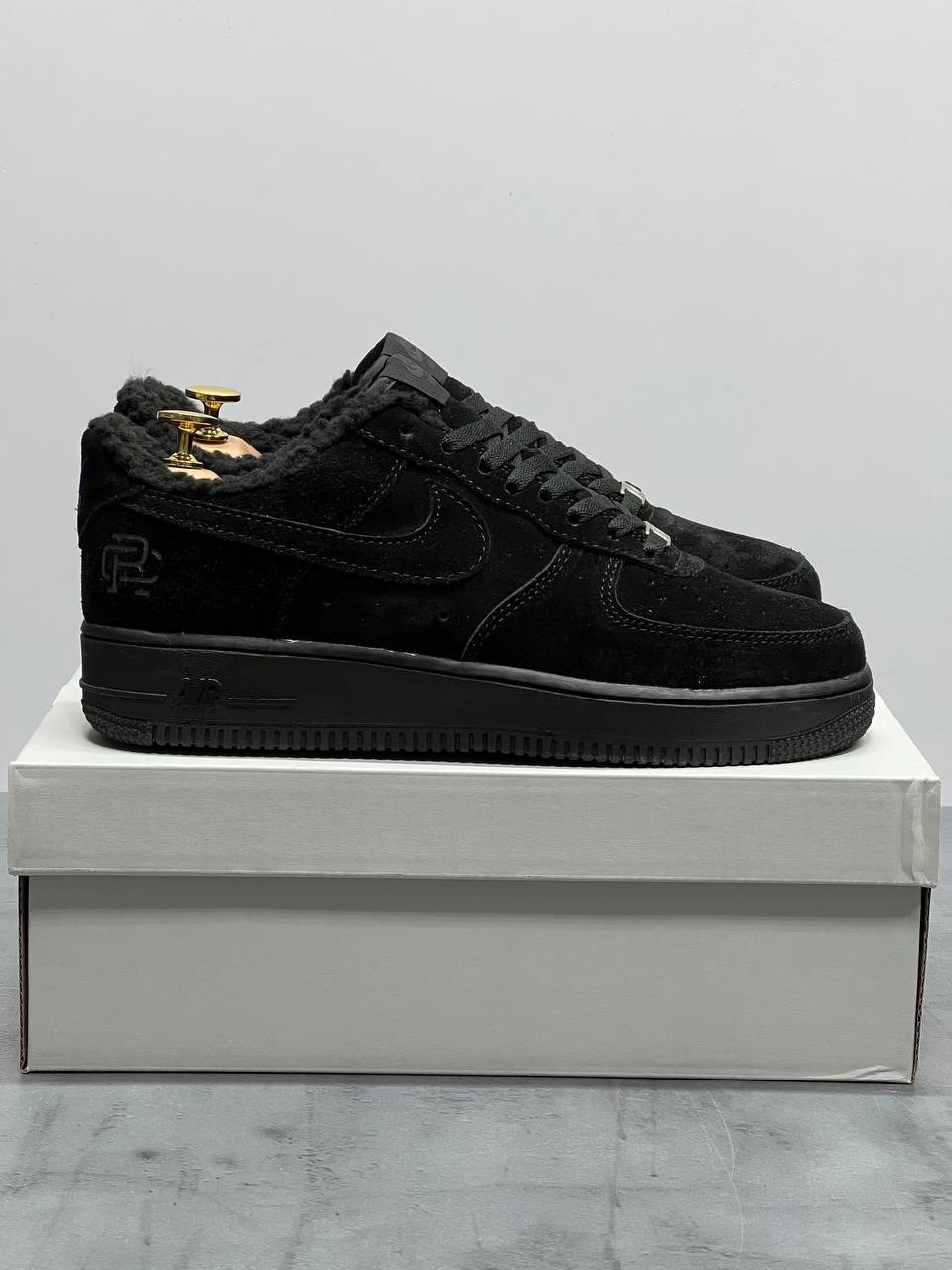 кроссовки зимние на меху nike air force 1 low,зимние кроссовки на меху черного цвета nike air force 1 low black,,кроссовки nike air force 1 mid a117034 black зимние с мехом,кроссовки nike air for