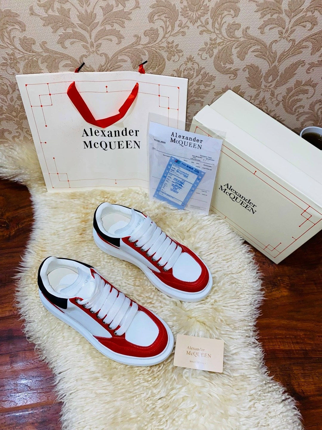 кроссовки alexander mcqueen,alexander mcqueen женские кроссовки красный цвет,кеды alexander mcqueen,alexander mcqueen кроссовки мужские,alexander mcqueen кроссовки женские