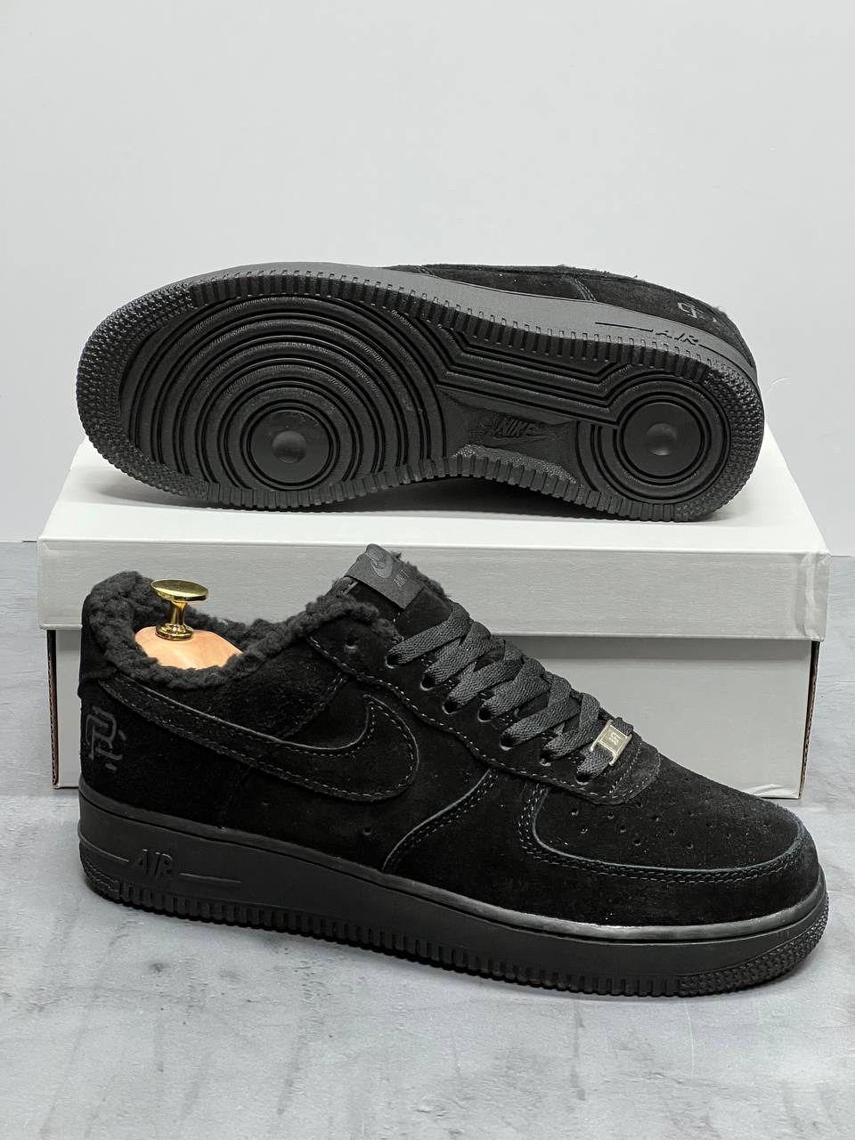 кроссовки зимние на меху nike air force 1 low,зимние кроссовки на меху черного цвета nike air force 1 low black,,кроссовки nike air force 1 mid a117034 black зимние с мехом,кроссовки nike air for