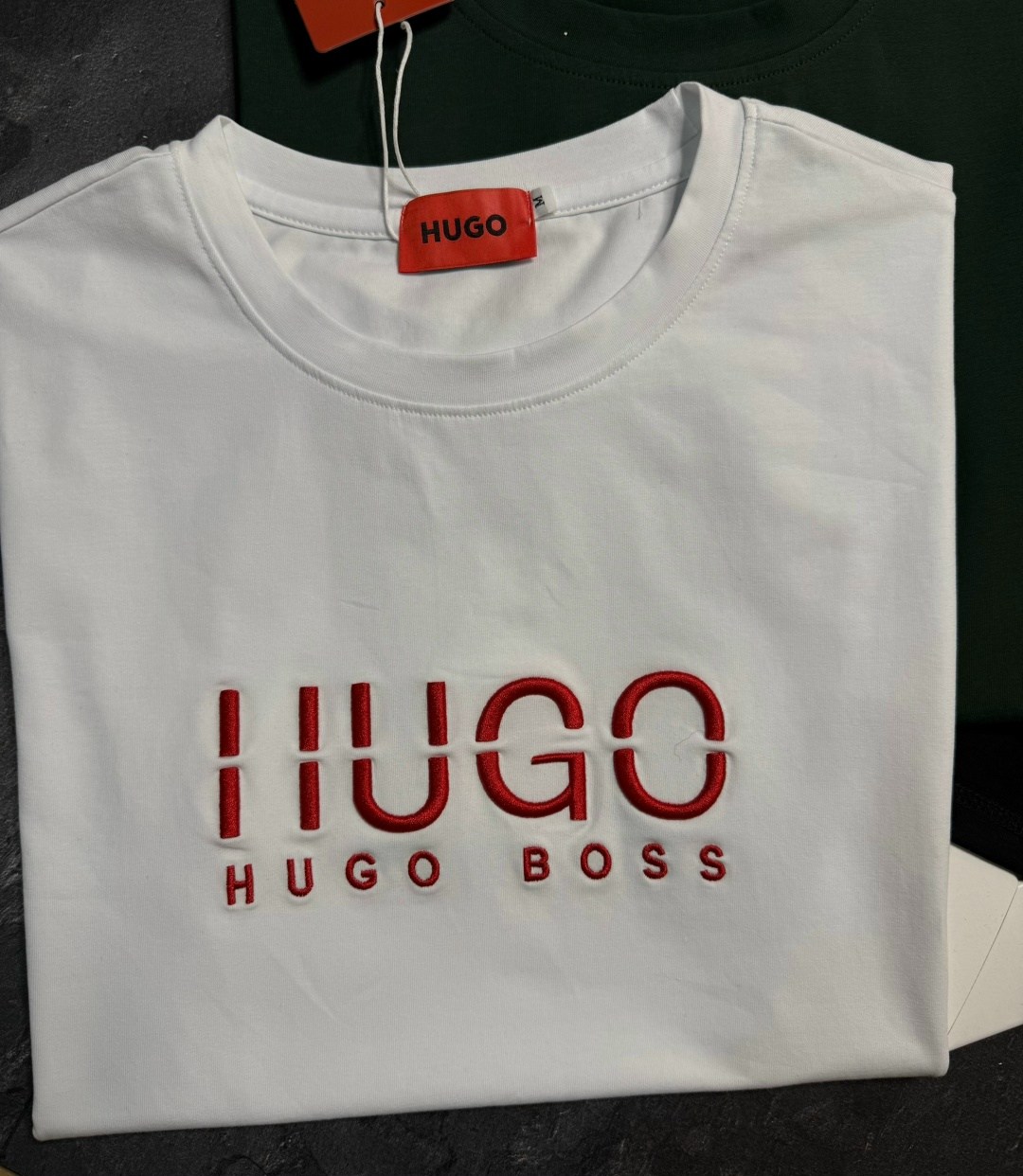 мужские футболки hugo boss,футболка hugo boss,футболки мужские белые,футболка хуго босс с надписью