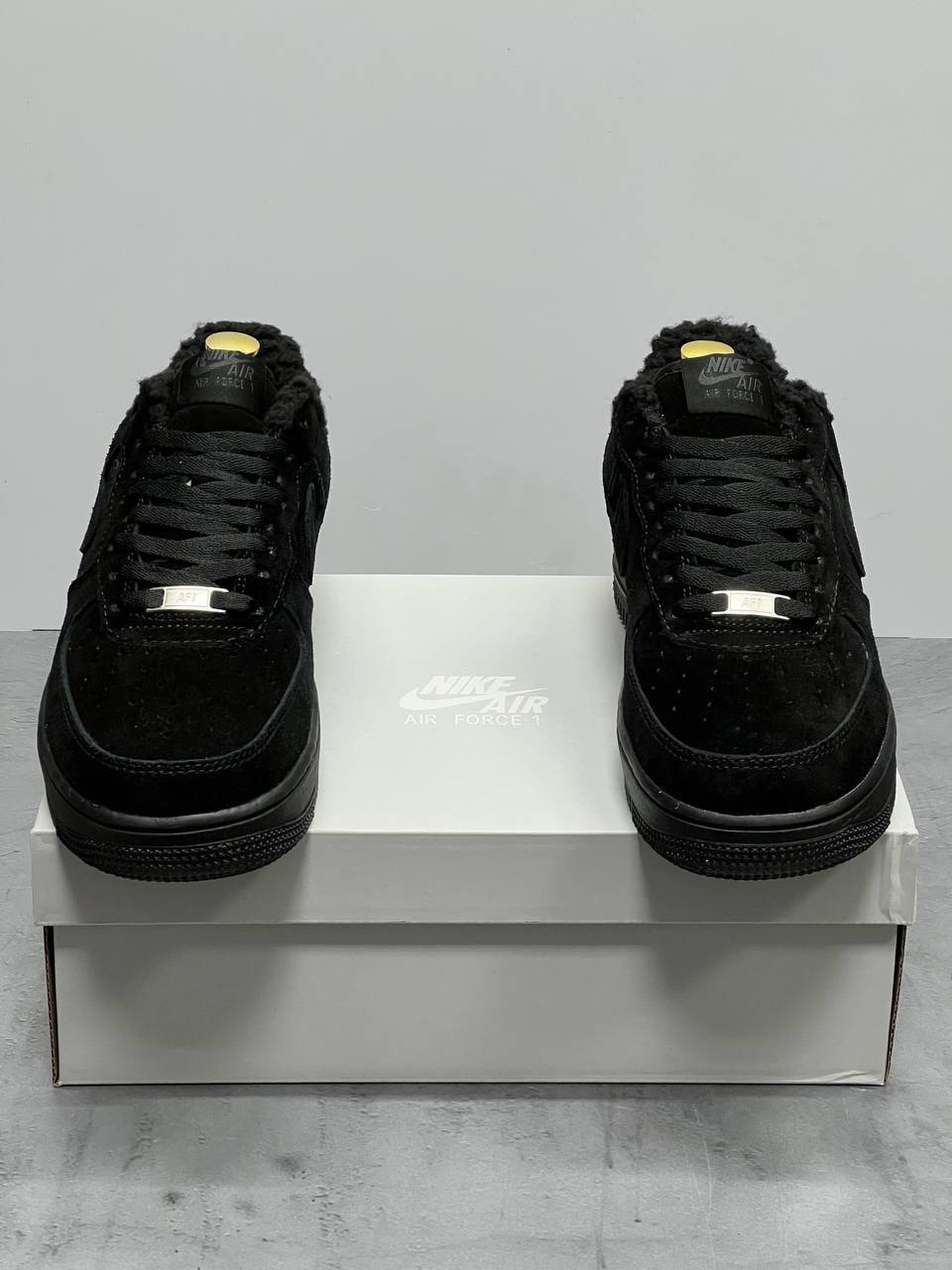 кроссовки зимние на меху nike air force 1 low,зимние кроссовки на меху черного цвета nike air force 1 low black,,кроссовки nike air force 1 mid a117034 black зимние с мехом,кроссовки nike air for