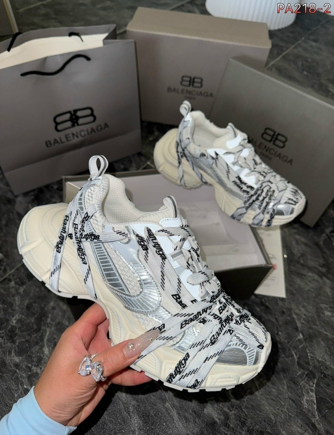 новая коллекция баленсиага 2026 кроссовки,кроссовки balenciaga 3xl,кроссовки balenciaga 3 xl,кроссовки баленсиага,