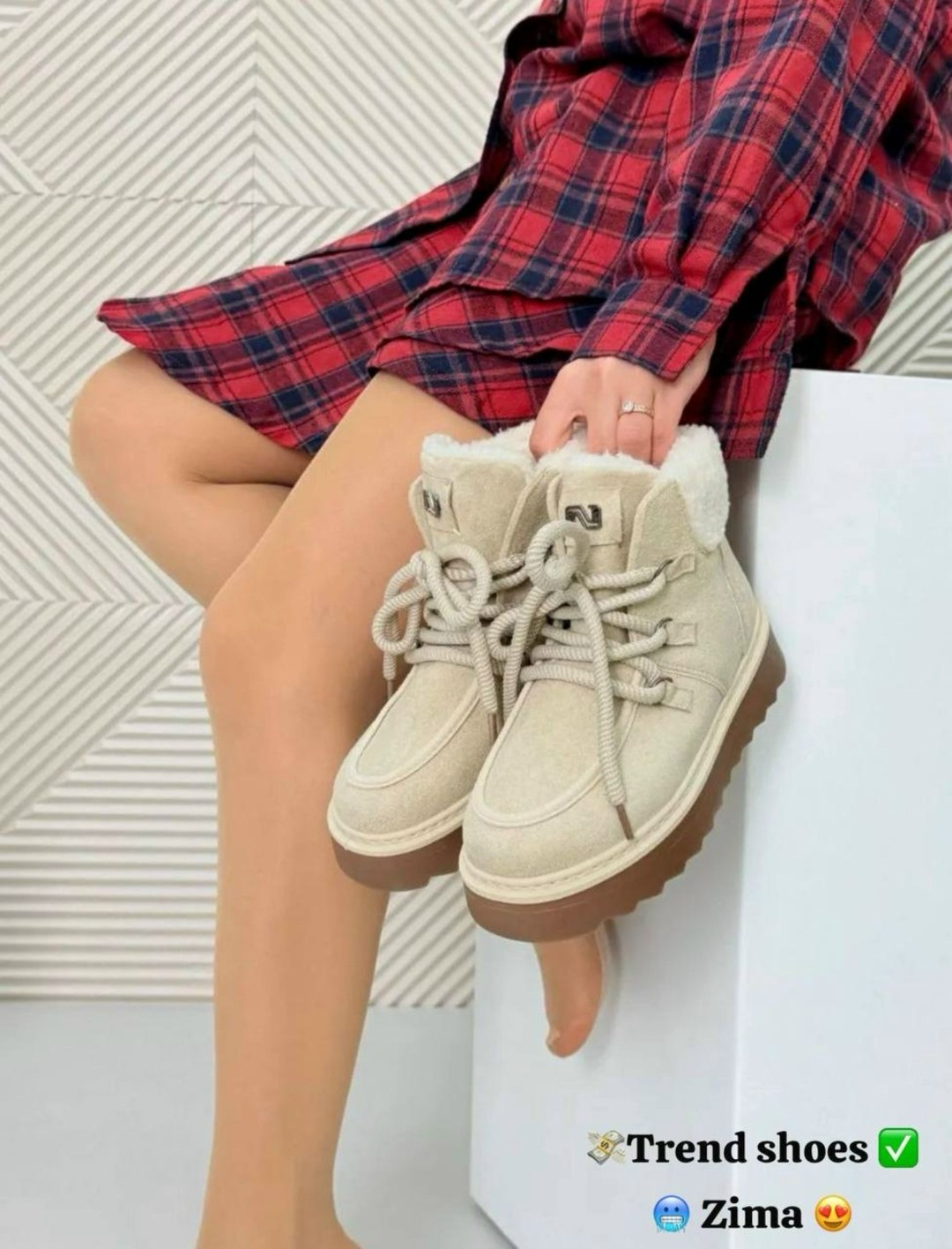 ,женские ботинки,угги кож зам,женская зимняя ,угги женские