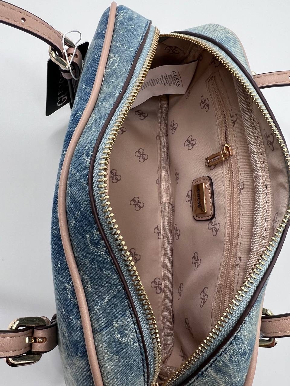 женская сумка guess,сумка guess,сумка джинсовая guess cerelia mini shoulder satchel,джинсовая сумка guess,джинсовая сумка на плечо "cerelia"