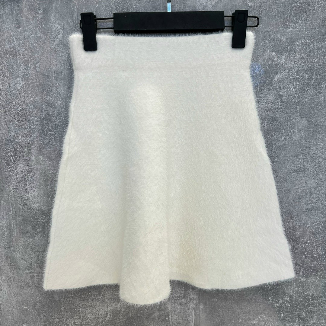 юбка мини,юбка меховая цвет ваниль,юбка,белые юбки,юбка зимняя