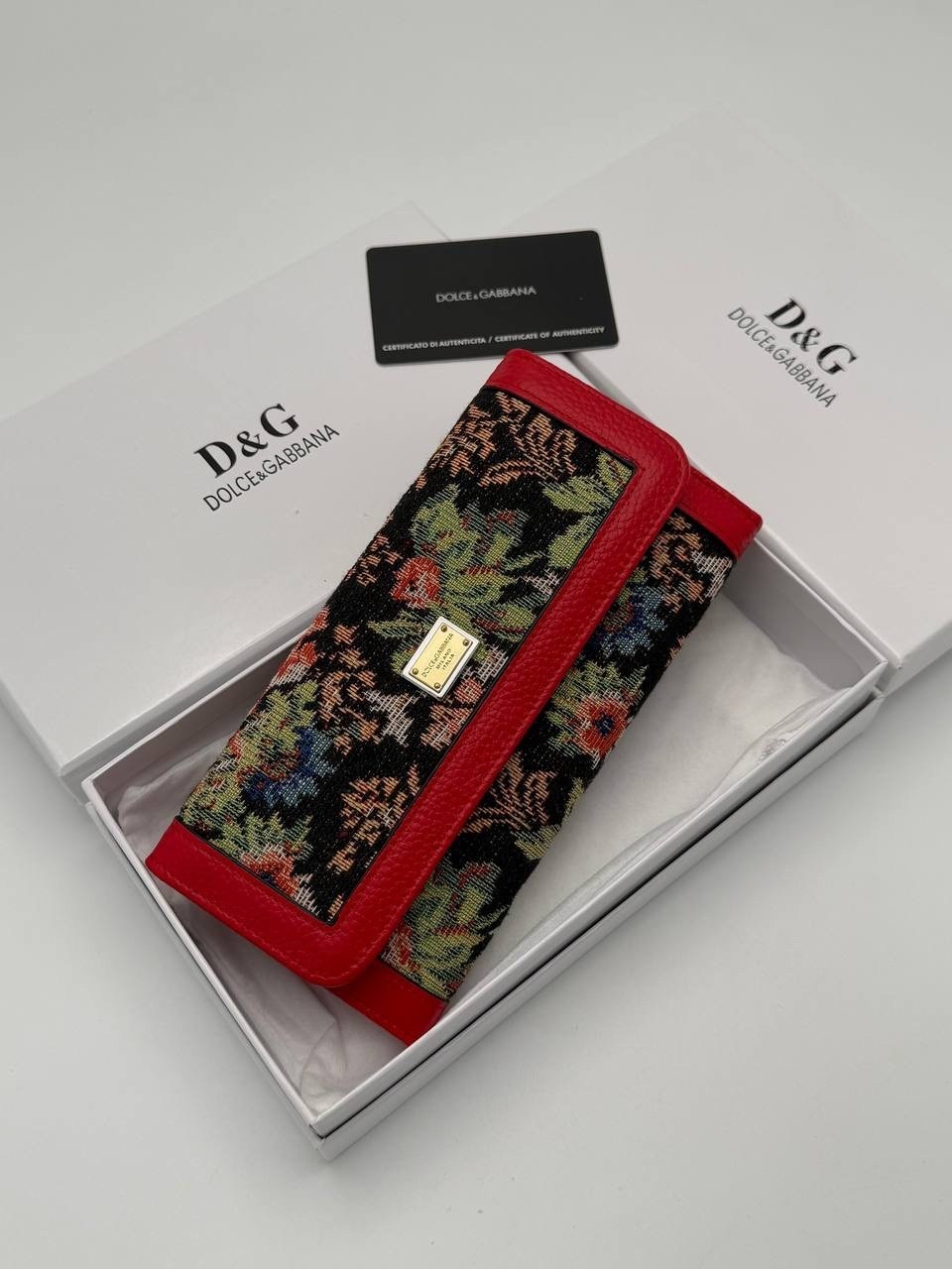 кошелек женский,кошелек женский из натуральной кожа,кошелек женский дольче габбана,кошелек дольче габбана,кошелек визитница