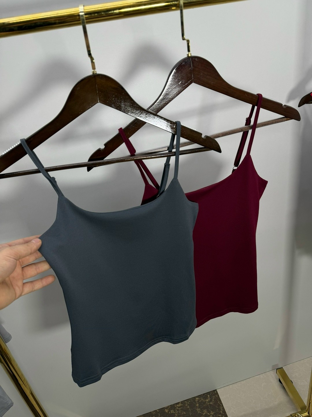 белые брюки,брюки женские,стильная одежда,стильные наряды,брюки свободного кроя