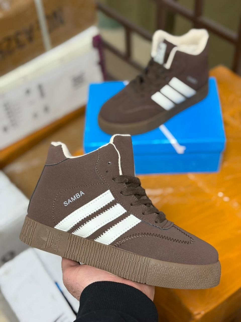 кроссовки женские зимние высокие adidas,кроссовки высокие adidas samba зимние с мехом,,кроссовки adidas samba,кроссовки adidas
