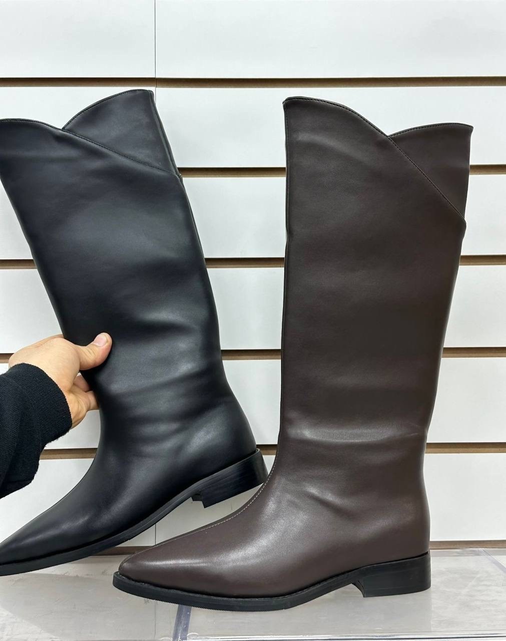 женские кожаные сапоги hermes чёрного цвета,сапоги hermes жокейские,hermes сапоги женские,сапоги hermes,сапоги