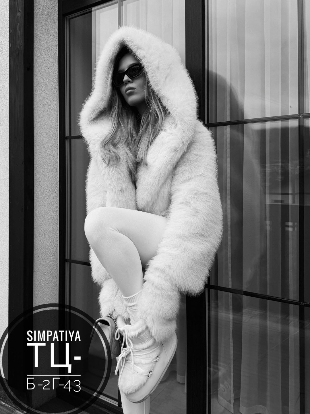 меховая куртка,белая куртка,шуба искусственная короткая с капюшоном песец x'zotic,шубка,шуба с капюшоном из эко песца romana furs