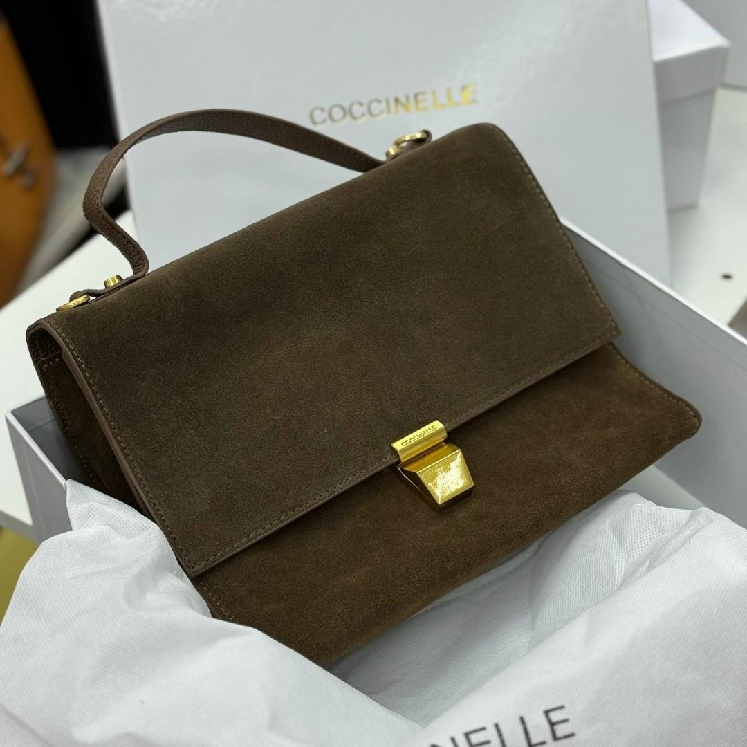 сумка coccinelle натуральная замша,coccinelle сумка,замшевая сумка coccinelle,сумка женская coccinelle,замшевая сумка