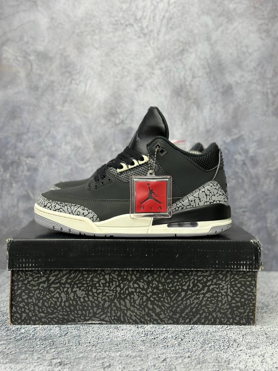 air jordan 3 black cement,nike air jordan 3,nike air jordan 3 retro,кроссовки air jordan 3 retro black cement 1994,кроссовки nike air jordan 3 retro