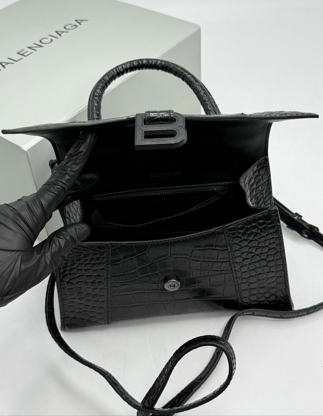 сумка женская balenciaga,сумка баленсиага,сумка баленсиага hourglass,balenciaga сумки,сумка