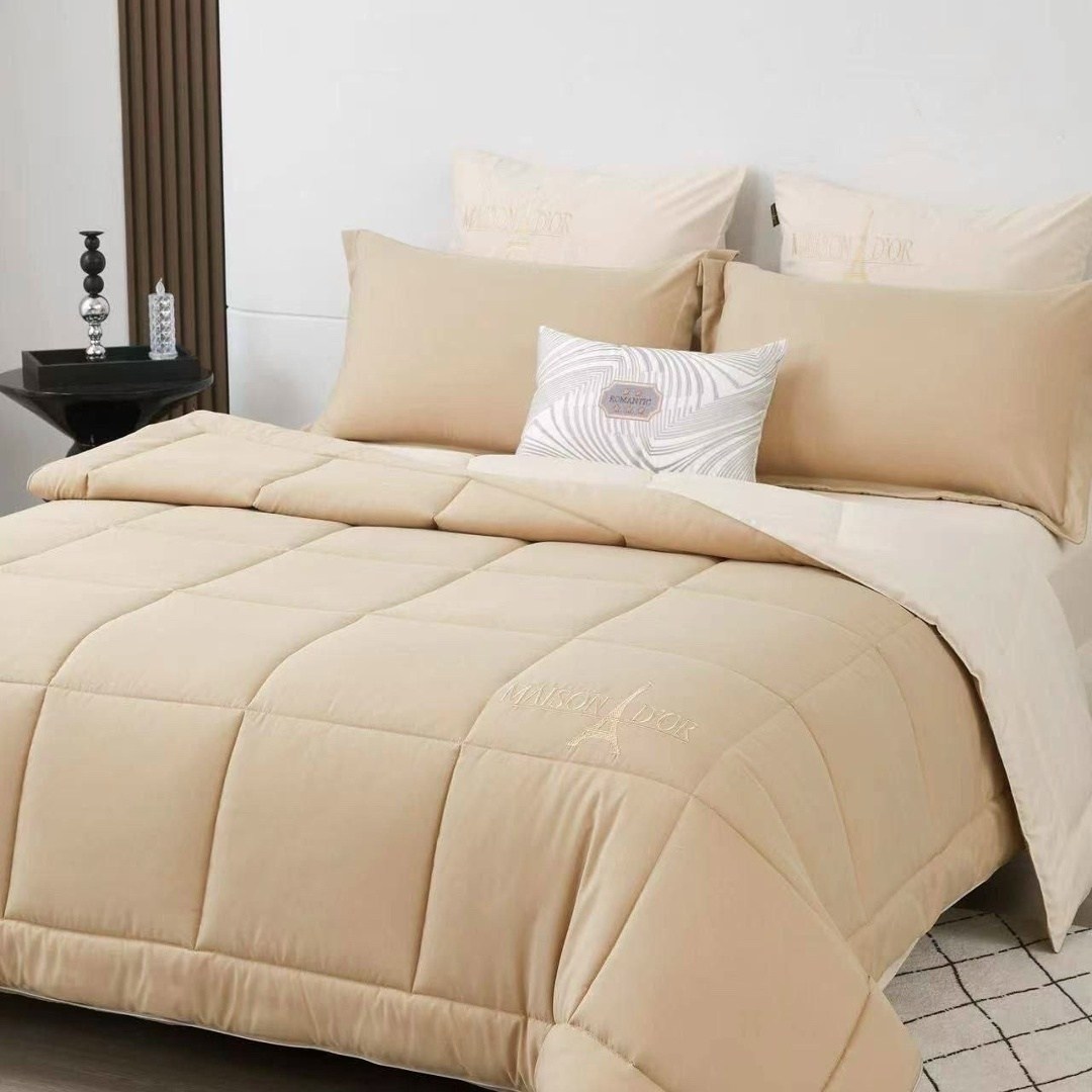 комплект постельного белья с одеялом,евро комплект постельного белья с одеялом,комплект одеяло,комплект постельного белья с готовыми одеялами,стеганое одеяло однотонное