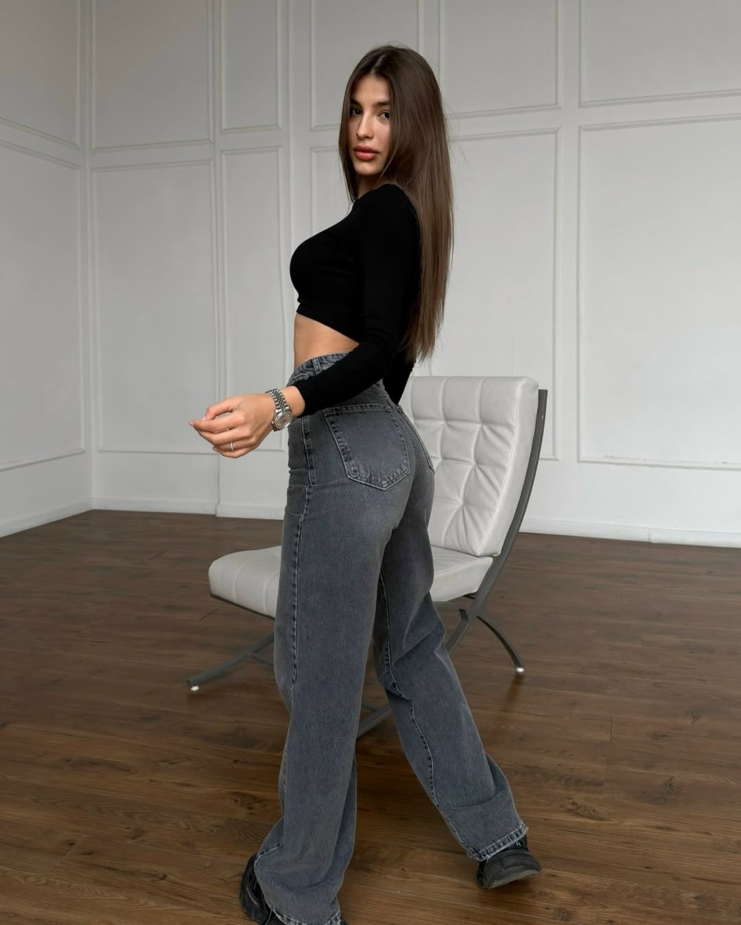 джинсы brunello cucinelli,джинсы женские темно-серого цвета,джинсы женские темно-серого цвета 551_297tc,джинсы брюки,джинсы женские