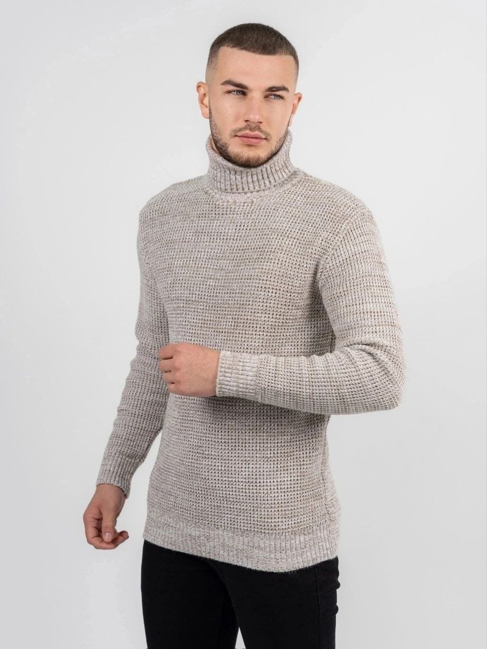 свитера мужская,свитер с горлом,мужская кофта,вязаный мужской свитер,бежевый свитер