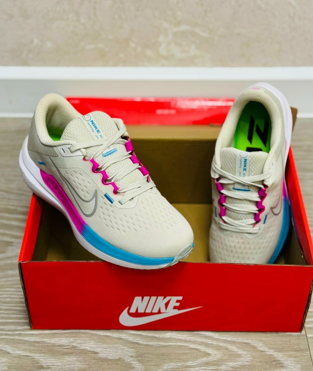 кроссовки nike,женские кроссовки nike,женские кроссовки,кроссовки nike wmns air zoom structure 25 'white metallic silver',кроссовки