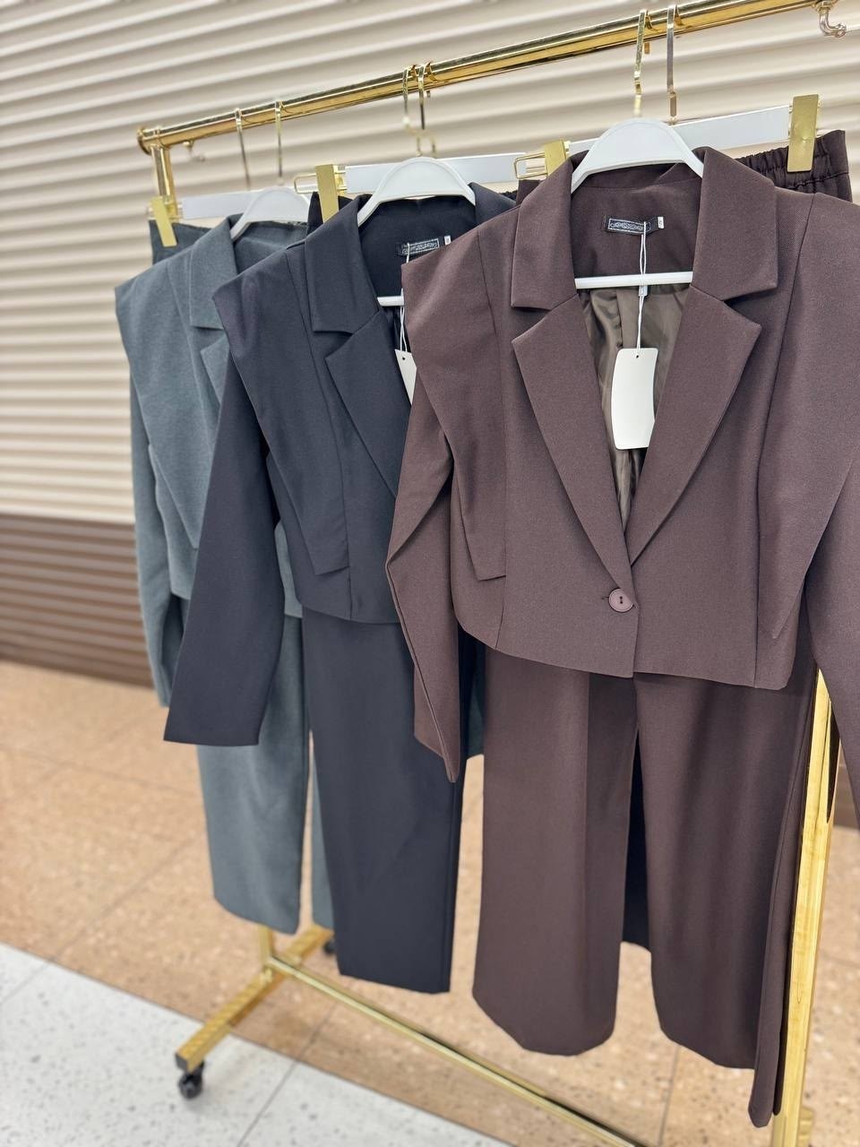 брючный костюм женский,костюм брючный,костюм женский с брюками палаццо,женский костюм брюки,костюм двойка брюки палаццо + укороченный пиджак