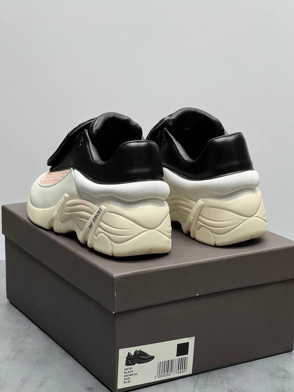 кроссовки antei raf simons,кроссовки raf simons anteir oversized sneaker,кроссовки raf simons cylon-21 off white black кремовый,кроссовки raf simons ante black white размер 38,кроссовки raf simons ant