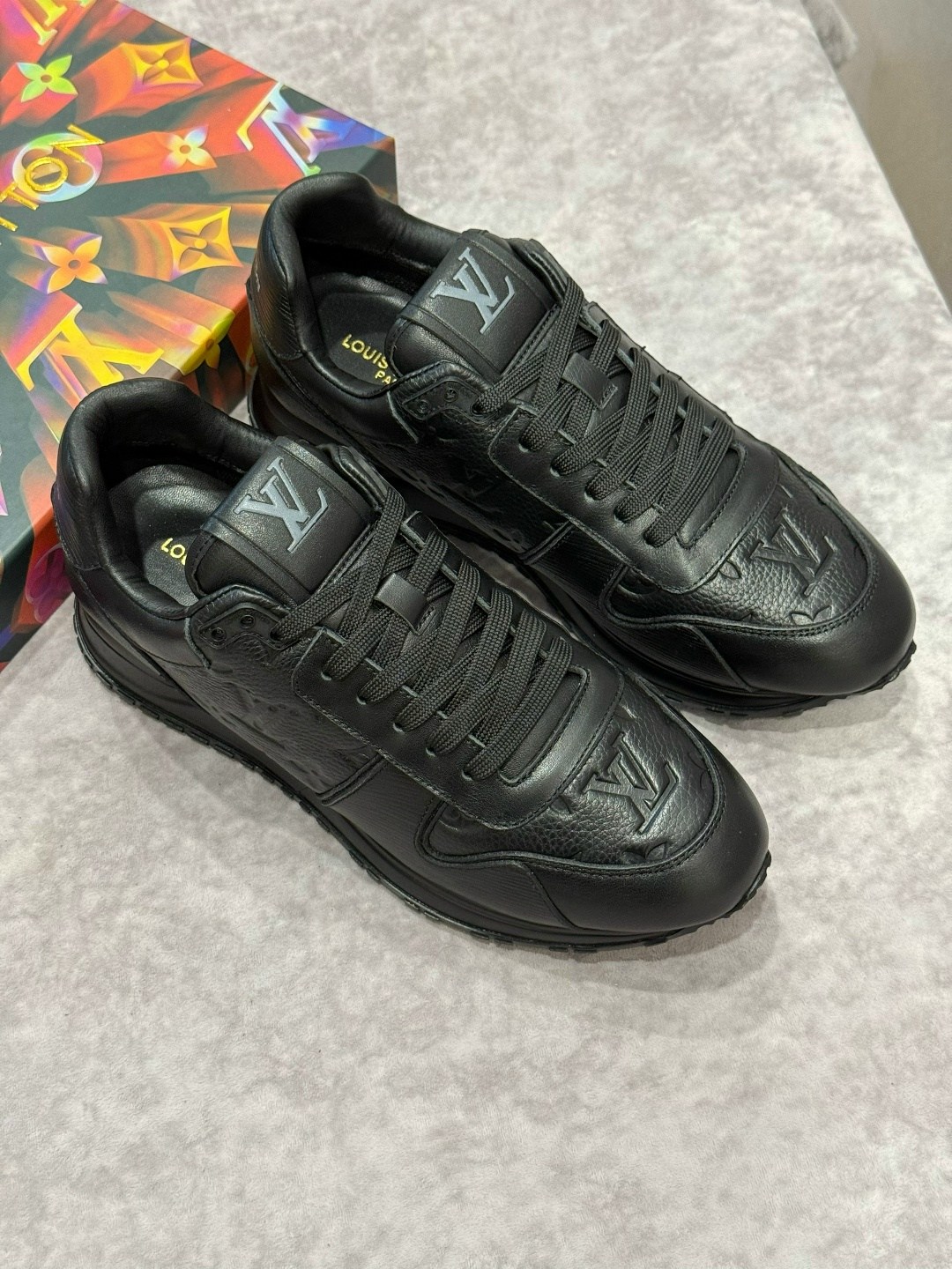 мужские кроссовки louis vuitton,кроссовки мужские louis vuitton run away,кроссовки louis vuitton,кроссовки louis vuitton run away,брендовые мужские кроссовки louis vuitton