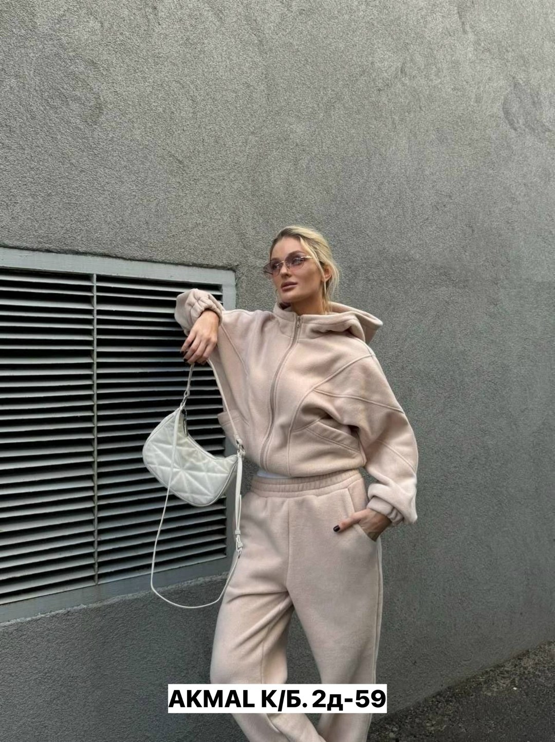 костюм спортивный женский,костюм на флисе,теплый костюм на флисе,cпортивный костюм женский на флисе,спортивные костюмы на флисе