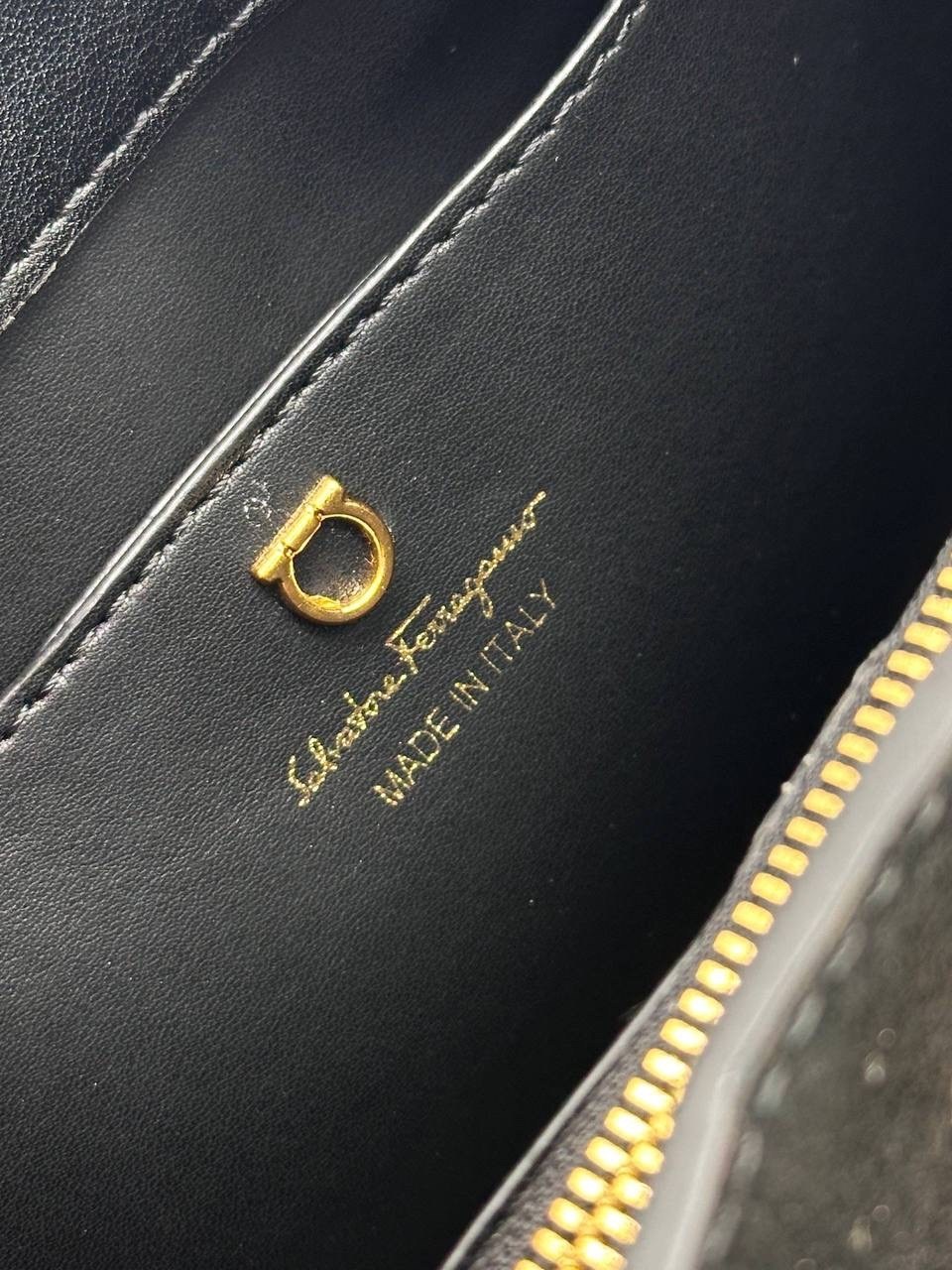 salvatore ferragamo сумка,сумка ferragamo,сумка,замшевая сумка,сумка женская