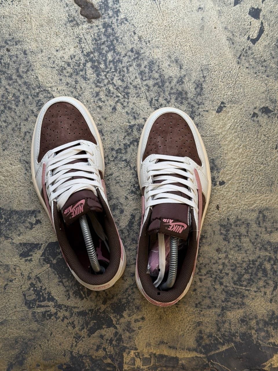 nike air jordan 1 low travis scott,nike air jordan 1 low x travis scott,кеды travis scott x air jordan 1 pink oxford,air jordan 1 low travis scott,nike air jordan 1 low travis scott dark mocha