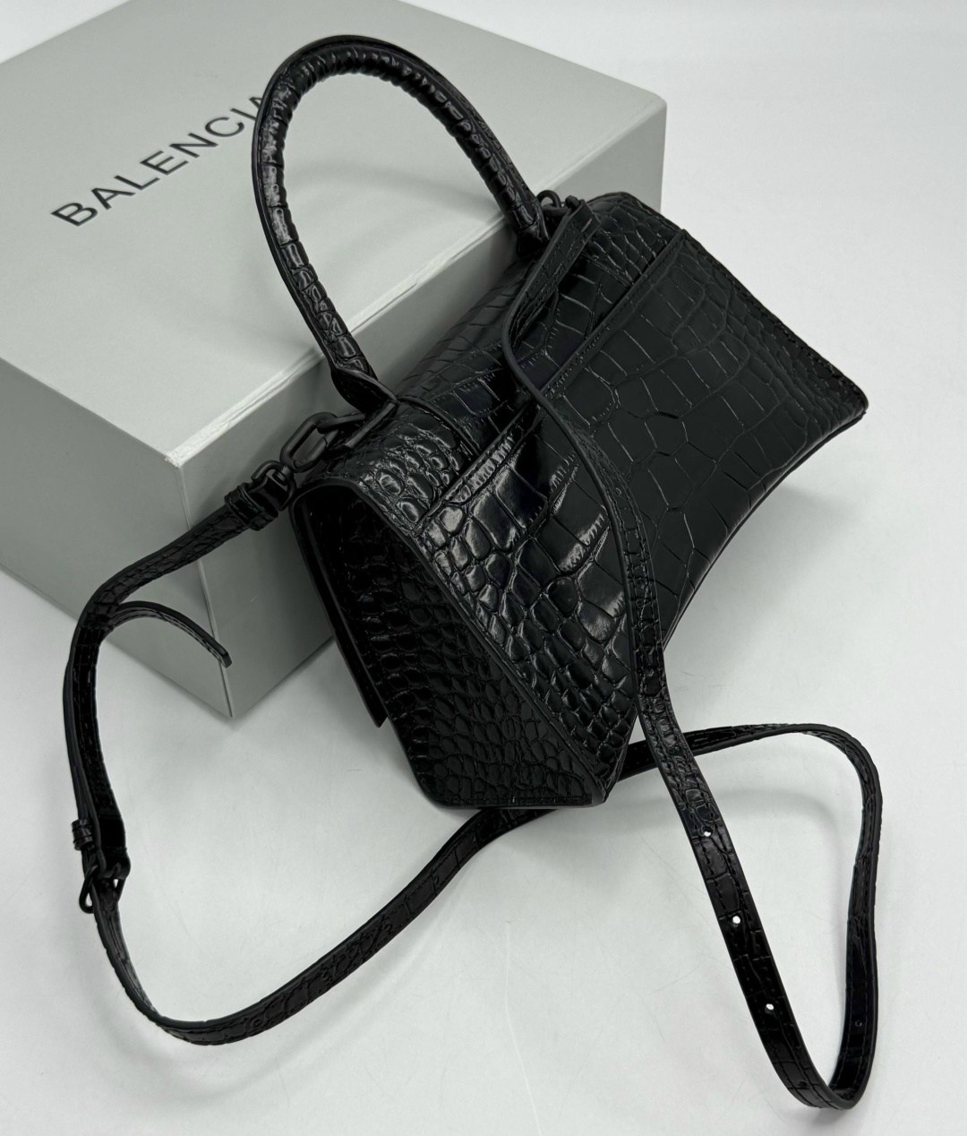 сумка женская balenciaga,сумка баленсиага,сумка баленсиага hourglass,balenciaga сумки,сумка