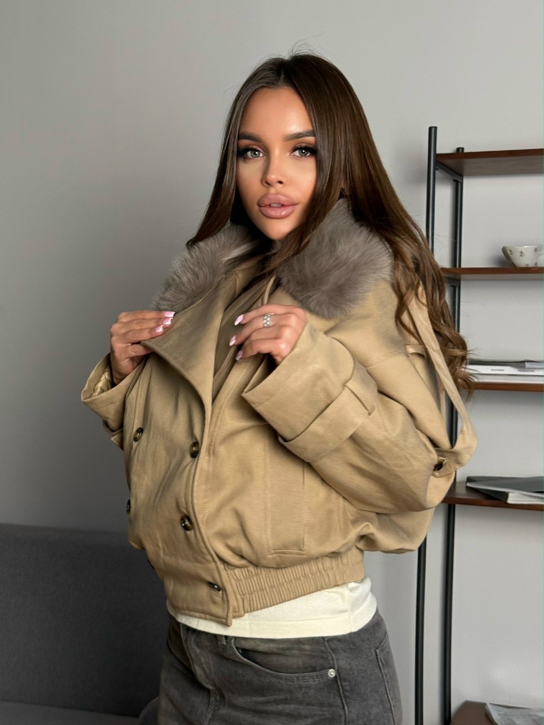 куртка стильная,куртка женская бежевая,женская зимняя куртка,куртка с мехом,куртка