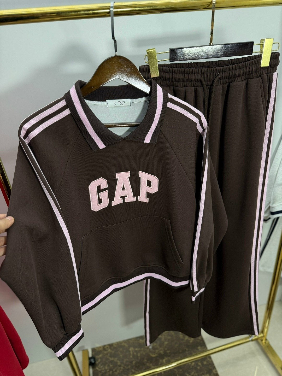 спортивный костюм,спортивный костюм celine,повседневный спортивный костюм,женский спортивный костюм,спортивный костюм шанель