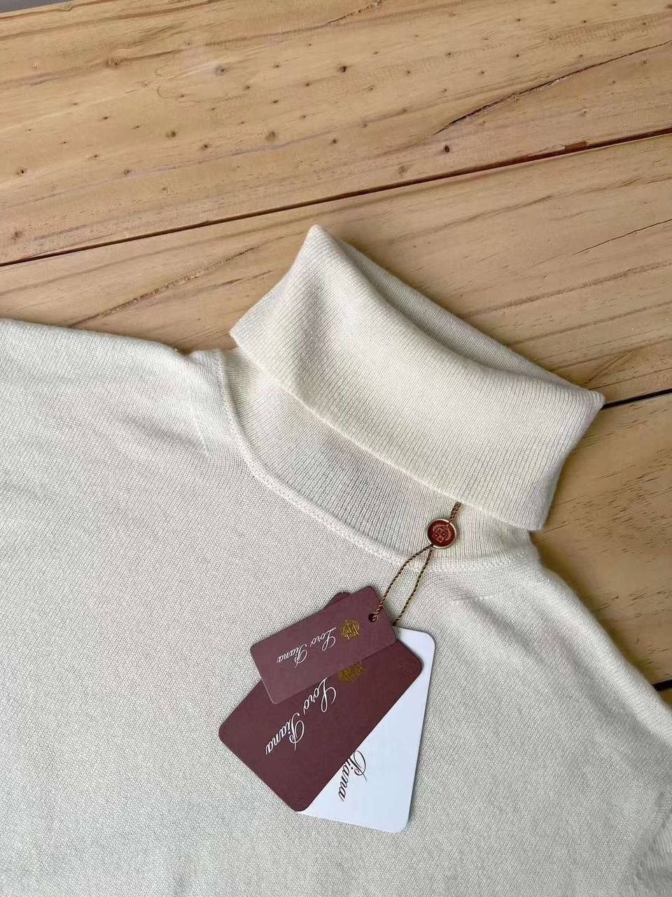 классические водолазки,turtleneck sweater,бежевый свитшот,модная водолазка,свитер с воротником