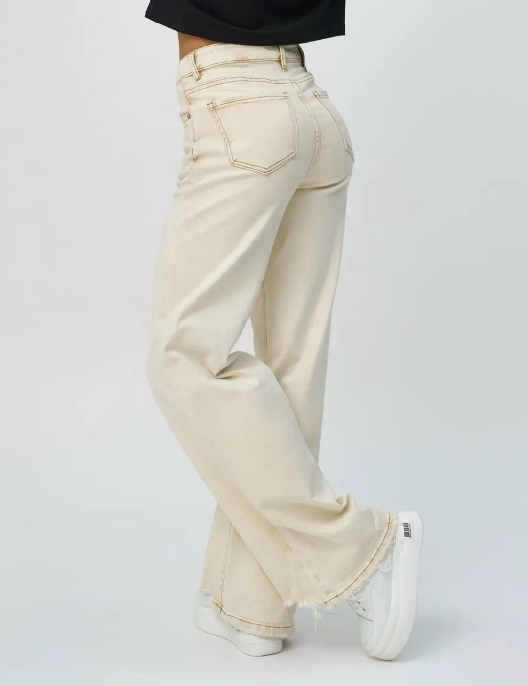 джинсы широкие,женские джинсы,джинсы женские широкие,джинсы модные,джинсы бежевые