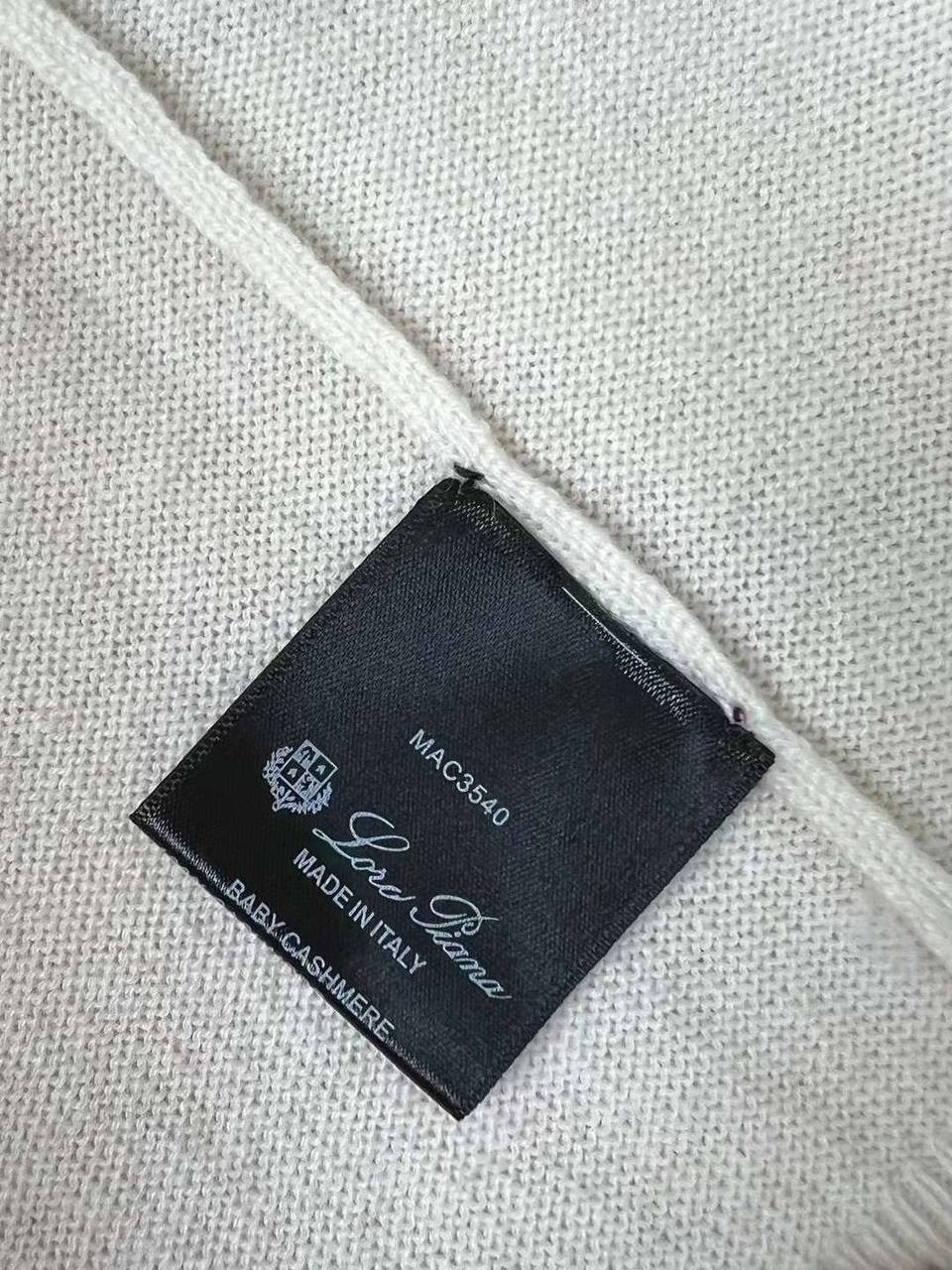 классические водолазки,turtleneck sweater,бежевый свитшот,модная водолазка,свитер с воротником