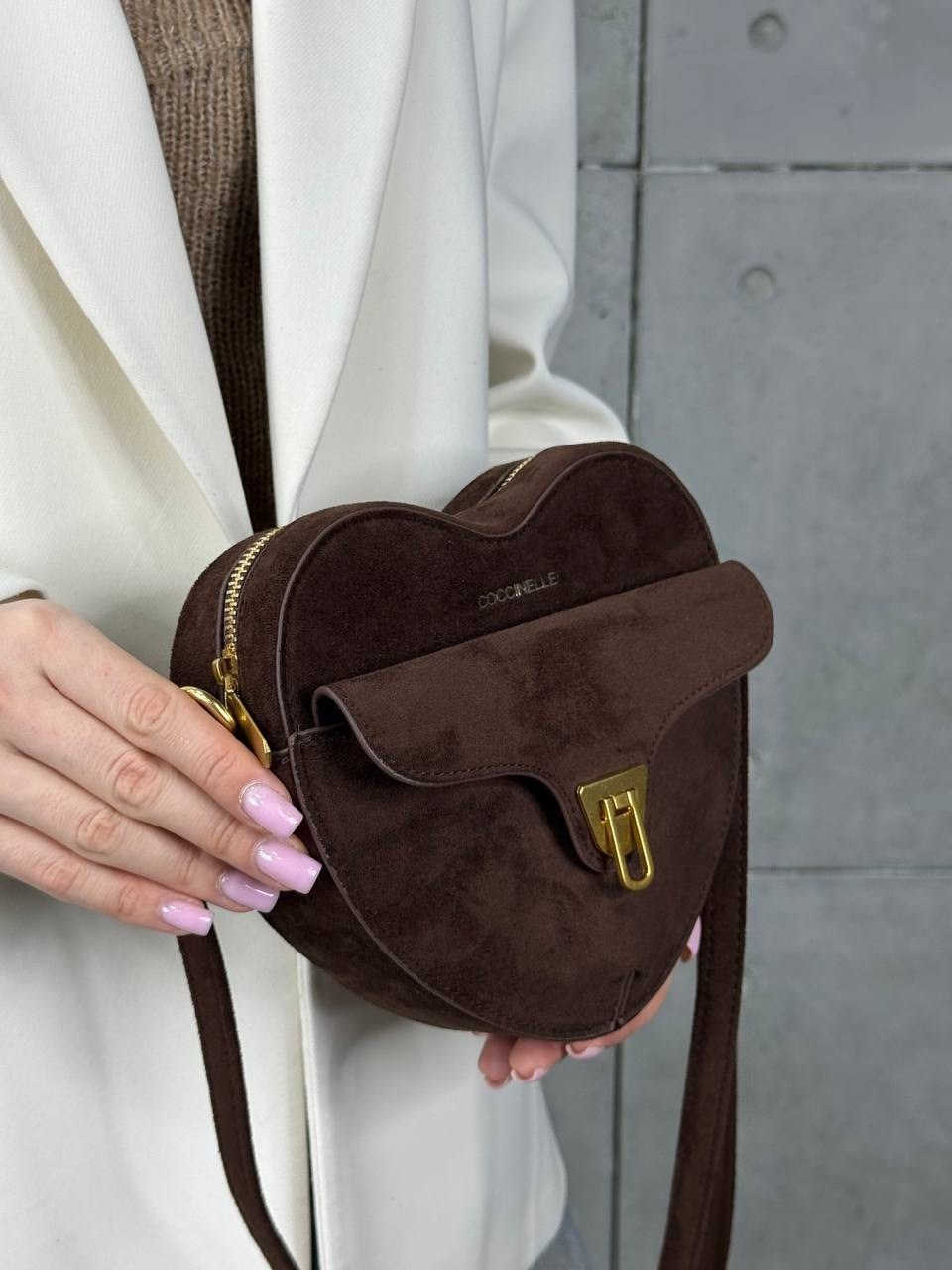 сумка coccinelle,coccinelle сумка на плечо,женская сумка coccinelle,сумка диор седло,сумка