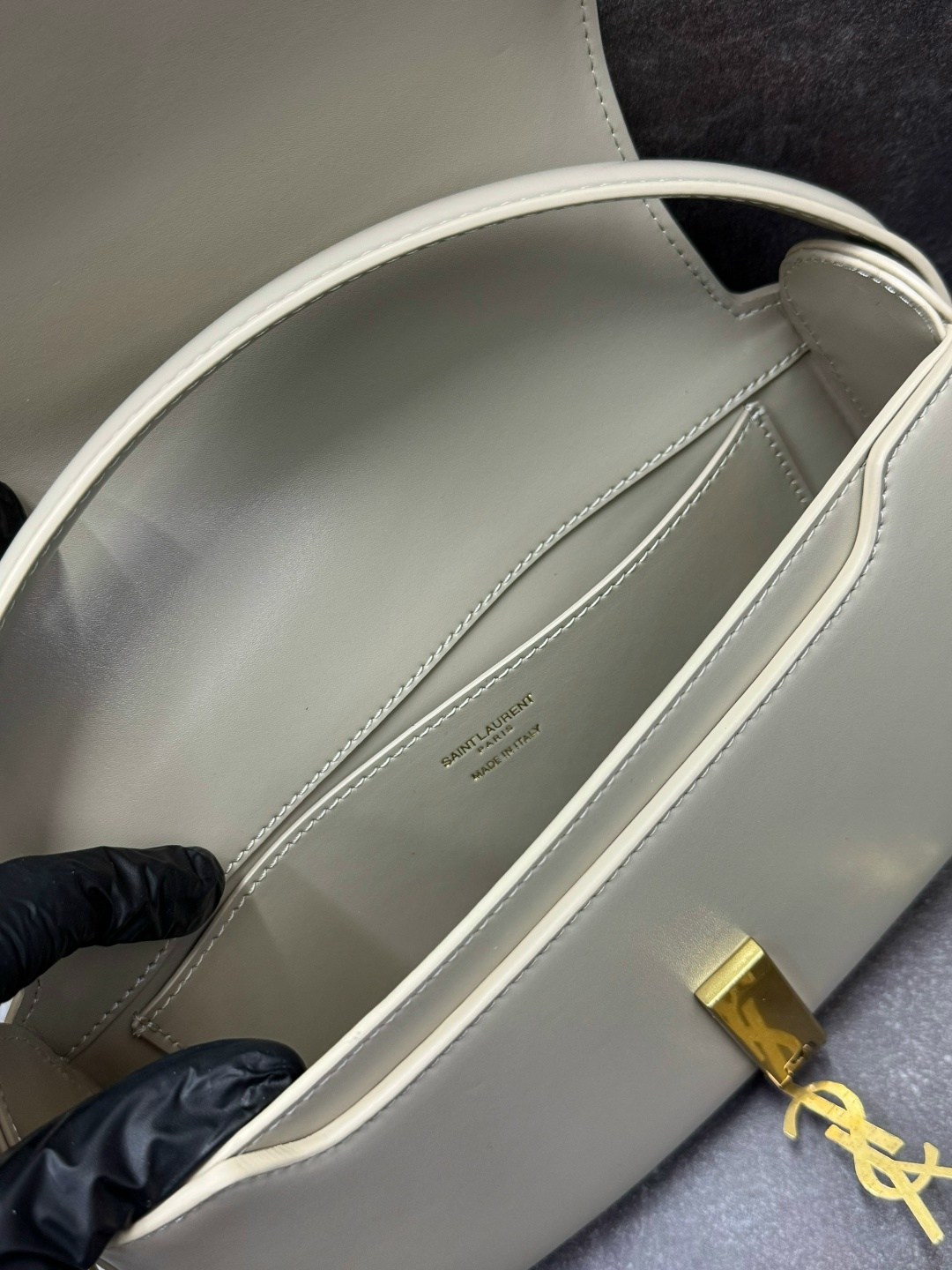 saint laurent сумка на плечо,yves saint laurent сумка,сумка saint laurent,yves saint laurent сумка на плечо,сумка женская yves saint laurent