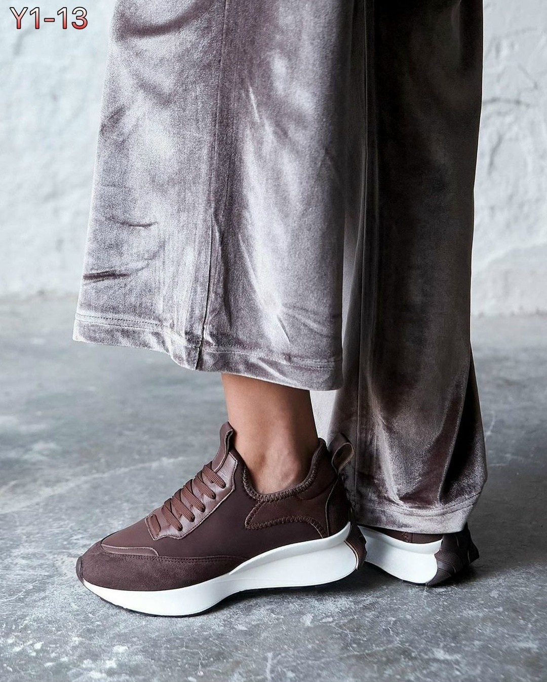 черные кроссовки женские,кроссовки женские,,черные кроссовки,женская