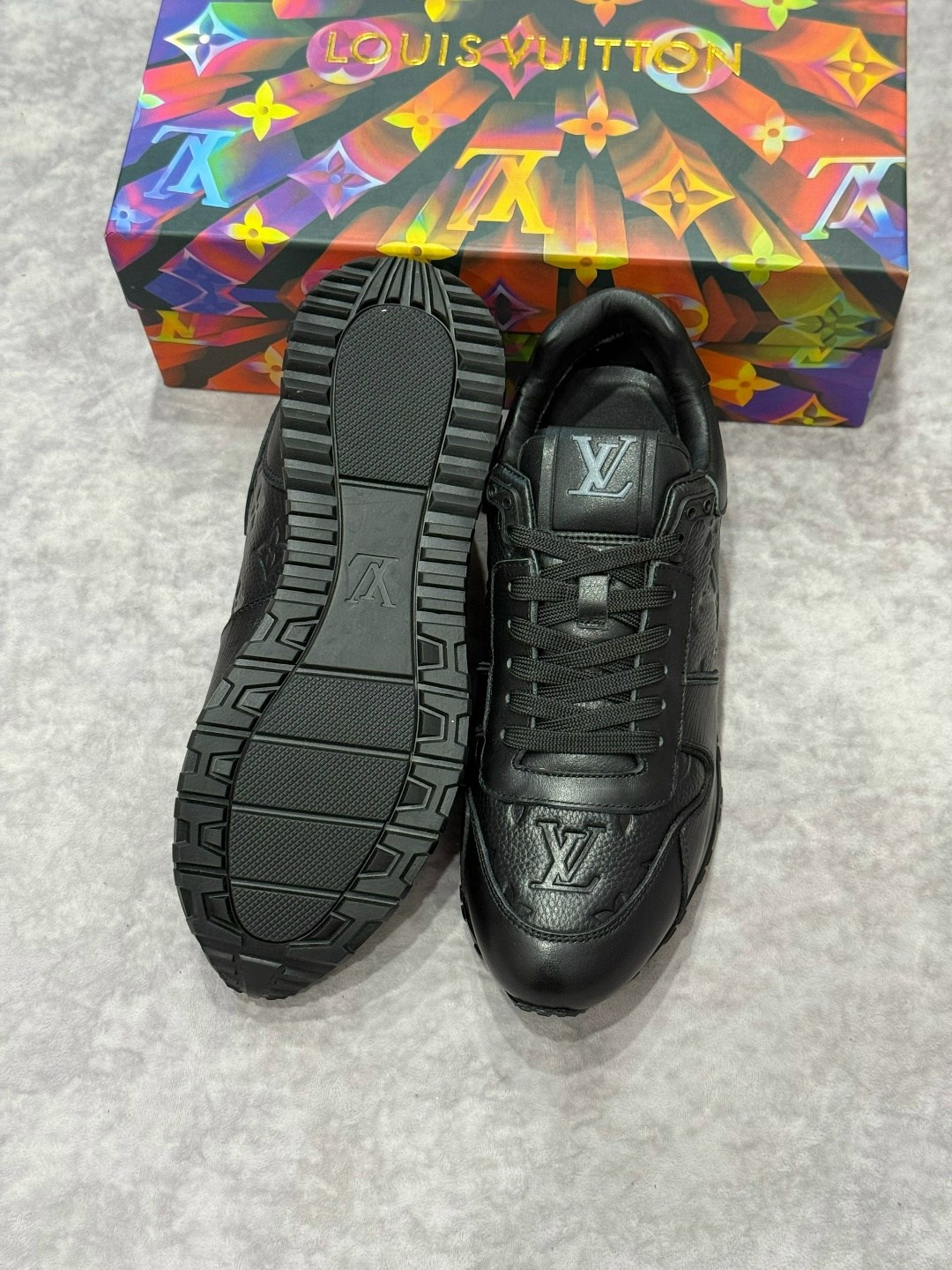 мужские кроссовки louis vuitton,кроссовки мужские louis vuitton run away,кроссовки louis vuitton,кроссовки louis vuitton run away,брендовые мужские кроссовки louis vuitton