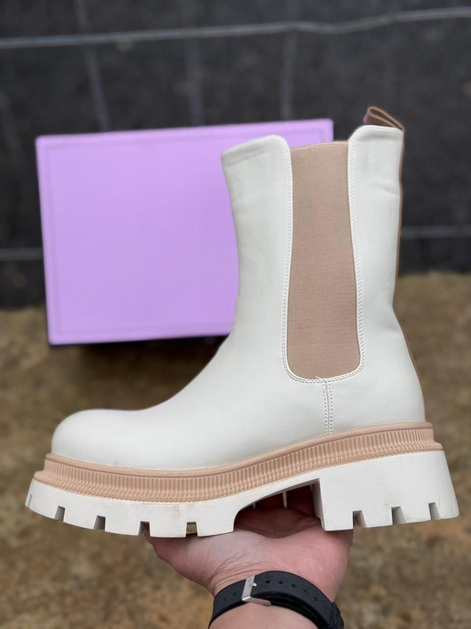 белые ботинки прада женские,ботинки женские,, женская,женские ботинки челси