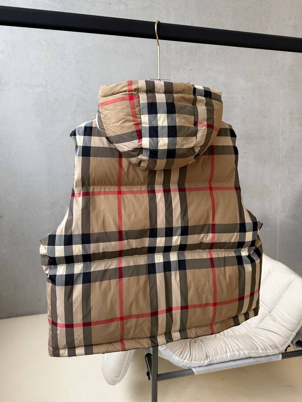 жилетка burberry,жилет burberry,жилетка барбери,жилет в клетку,жилетка женская