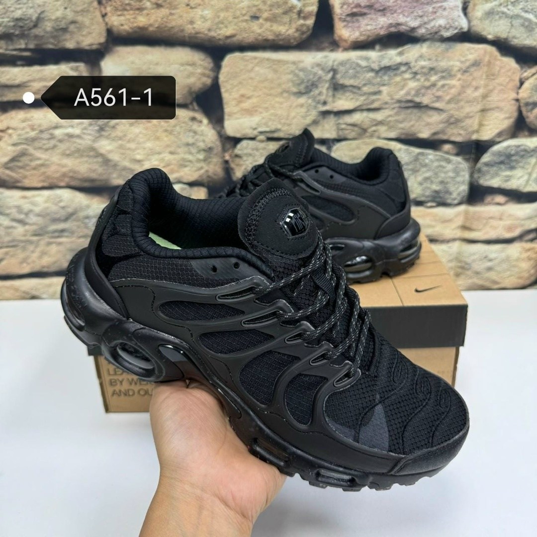 кроссовки nike air max tn plus,кроссовки мужские nike air max tn plus,nike air max tn plus black,кроссовки nike air max plus,кроссовки