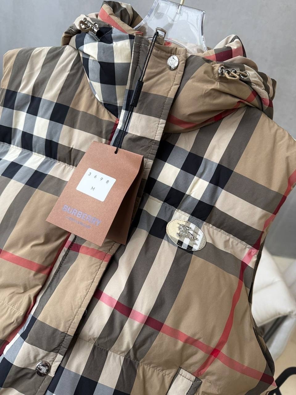 жилетка burberry,жилет burberry,жилетка барбери,жилет в клетку,жилетка женская